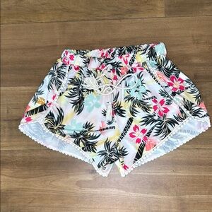 LOVEU.DEAR Tropical Floral Women's Shorts, size S